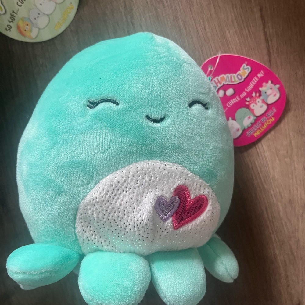 Mini squishmello